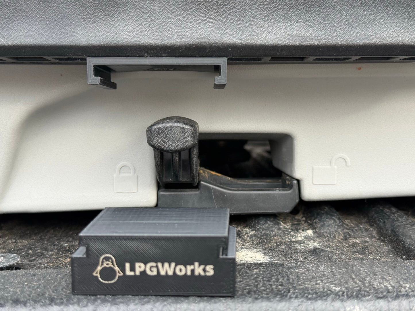 Mag Locks for Sea-Doo LinQ 13.5 US Gal (51 L) Cooler